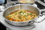 【悲痛】韓国の学生、貧困で「食事すら満足に取れない」現実が深刻すぎる…