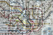 外国人「日本に来たが東京の路線図に困惑してる…」→「慣れれば簡単だよ！」