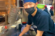 寒い日はうどんが恋しくなるよね！24歳の店長に外国人も感激！！外国人「彼を見ているといい刺激が貰えるね」