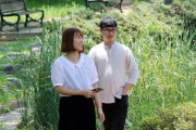 韓国紙「ワクチンを接種すればノーマスク ... 初日 うらやましい風景」