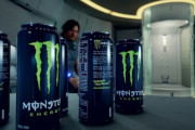 【衝撃】毎日たった1本のエナジードリンクを飲んでいた父親、心臓のリズムが突然乱れて死亡