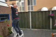手作りのバスケットリングにダンクを決めようとした結果ｗｗｗ海外の反応