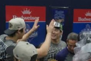 大谷翔平が山本由伸を崇める様子に全米騒然！←「この二人は可愛すぎる」（海外の反応）