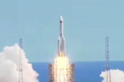 海外 「制御不能」になった中国のロケットブースターが地上に落ちるおそれ！
