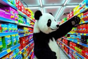 大阪のコンビニ、中国人観光客を迎える準備が完璧に整った模様　中国人「これのことは忘れられない」「食べ過ぎには要注意！」