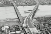 海外「これが日本の技術だ！」高速道路の橋を架け変える様子に海外びっくり仰天！（海外の反応）