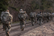 韓国紙「"無断出国" 海兵隊兵士、ポーランド国境で "帰国拒否" 籠城」韓国の反応