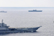 【韓国の反応】日本「反撃能力保有」に…中国、空母戦団が武力デモ