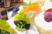 海外「日本の洋菓子はレベルが違った！」日本旅行中に食べた美味しい外国料理に対する海外の反応