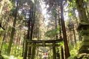 海外「なんて神秘的な場所だ…おとぎの国みたいだね」これは神の怒りなのか？（海外の反応）