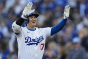 【海外の反応】大谷翔平が天王山で43号、MLB初の43-43達成【MLB】