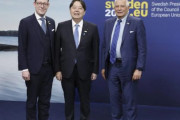 海外「中露は軍事協力を強化している。日本外相が警告」