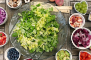 台湾人「日本旅行中、野菜を食べる機会がなくて、いつも便.秘.になるんだけど、どうすればいい？」　台湾の反応