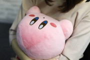 海外「うわーこれは欲しい！可愛いけどどうやって使うの？」星のカービィのあったかぬいぐるみがすごく可愛いと海外で話題に！