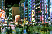 日本で行われたノーマスクのクラスターデモに海外びっくり仰天！（海外の反応）