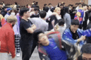 韓国人「韓国のアニメイベント現場で見られる踊り文化」→「堂々と楽しむのは進歩だ」