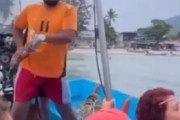 海外「天気の悪い日に船を出して案の定沈没する人々」