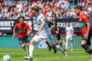 オランダ人「成長してる」上田綺世、1ゴール1アシスト！退場も誘発！佐野航大は圧巻ゴール！現地サポの評価は!?【海外の反応】