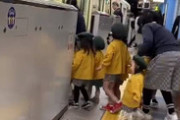 日本の子供たちが外国人から褒められる理由「とても可愛いし行儀がいいねｗ」