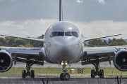 韓国「しょうがねえなあ。韓国のチャーター機に日本人を乗せてやるよ」