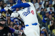 【海外の反応】大谷翔平が悪球を振り抜いて52号逆転2ラン！「ジャッジと1本差ｗ」
