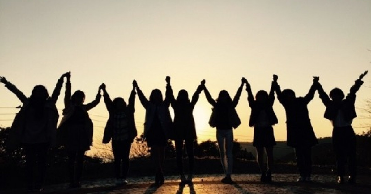 韓国人「日本の女子高生が選ぶ“卒業旅行で行きたい場所”で韓国がTDLやハワイを抑えて1位に！！！」 | 海外の反応アンテナ