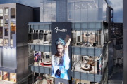 海外「どうして日本だけ！」東京にオープンした世界初の旗艦店に海外興味津々！(海外の反応)