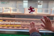 子供の遊びは千差万別？！折り紙忍者を使って電車の中で遊ぶ日本の子供が話題に