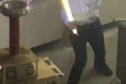 外国人「うちの学校のユーモラスな教師を紹介してみるｗｗｗｗ」