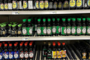 外国人「助けて、醤油売り場に来たらこんなに種類があるの！」