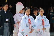 日本人は日本の固定観念をどう感じているの？「日本人より外国人の方がコスプレしてる」「日本人は寿司しか食べない」海外の反応