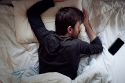 海外「でも長寿！」日本の労働者の平均睡眠時間に海外びっくり仰天！（海外の反応）