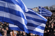 ギリシャの島々で難民にブチ切れた住民が抗議デモ 「安全な暮らしを返せ！出てけ！」と広場を埋め尽くす