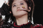 BABYMETALのベストアルバムにYUIMETALがクレジットされてないのは変だ！　【海外の反応】