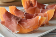 イタリア人「生ハムメロンって世界でポピュラーな食べ物か？」