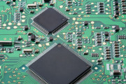 日本政府が韓国向け半導体材料の一部に輸出許可（海外の反応）