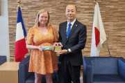 海外「日本人に申し訳ない！」 長崎市長を表敬訪問したフランスの国会議員が炎上