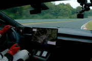 テスラ Model S Plaidがニュル北EV車最速レコードを樹立