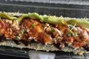 イギリス人「地元の店が寿司ドッグという料理を出してるんだがどう思う？」