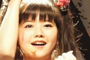 BABYMETALとHämatomのアニカのずっ友写真 + RATATATAダンスチャレンジ　【海外の反応】