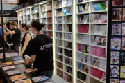フランス人「政府から貰ったクーポンで漫画買うわｗ」→品薄になってしまう