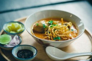 ラーメンにマヨはあり？インスタントラーメンのハックレシピ！「サッポロ一番味噌ラーメン最高！」「ロシアでもマヨ入れるよ」海外の反応