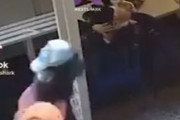 海外「特に理由なくアジア人女性の顔面を殴る黒人」