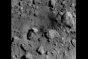 はやぶさ２が世界初となる人工クレーター作製に成功(海外の反応)