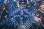 タイに「日本の渋谷のようなスクランブル交差点」が誕生！【タイ人の反応】