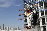 海外「今、ロシアを止めることができるのは日本だけだ！」海外の人たちが日本のガンダムやゴジラに希望を抱く！