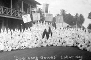 【海外の反応】白人至上主義者たちの正体が判明した！