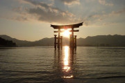 絶景すぎだろ！日本広島での一日-宮島を観光したんだ「BGMが千と千尋の神隠しの曲だ！」「ジブリが恋しい…」海外の反応