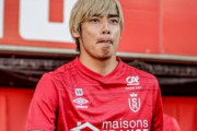 フランス人「悪夢だ」日本代表エースに重症の可能性？現地サポから心配の声【海外の反応】