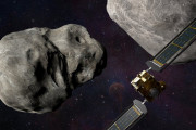 海外「小惑星の軌道を変える実験　NASAが探査機打ち上げ」アメリカにとって宇宙は新たな武器になるのか！